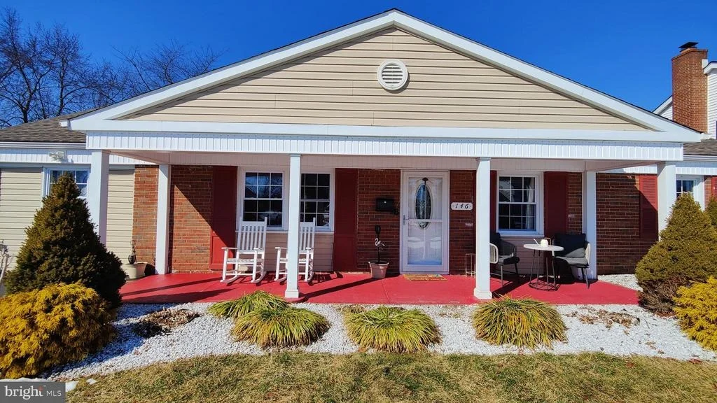 Photo of 146 GLENVIEW LANE