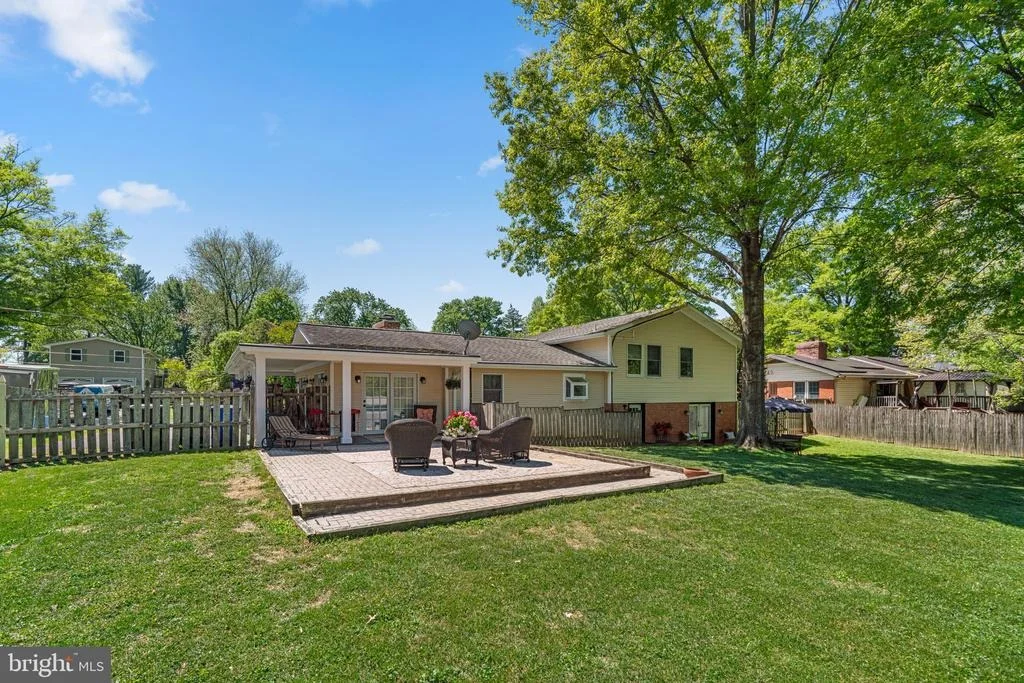 Photo of 804 OLIVE DRIVE