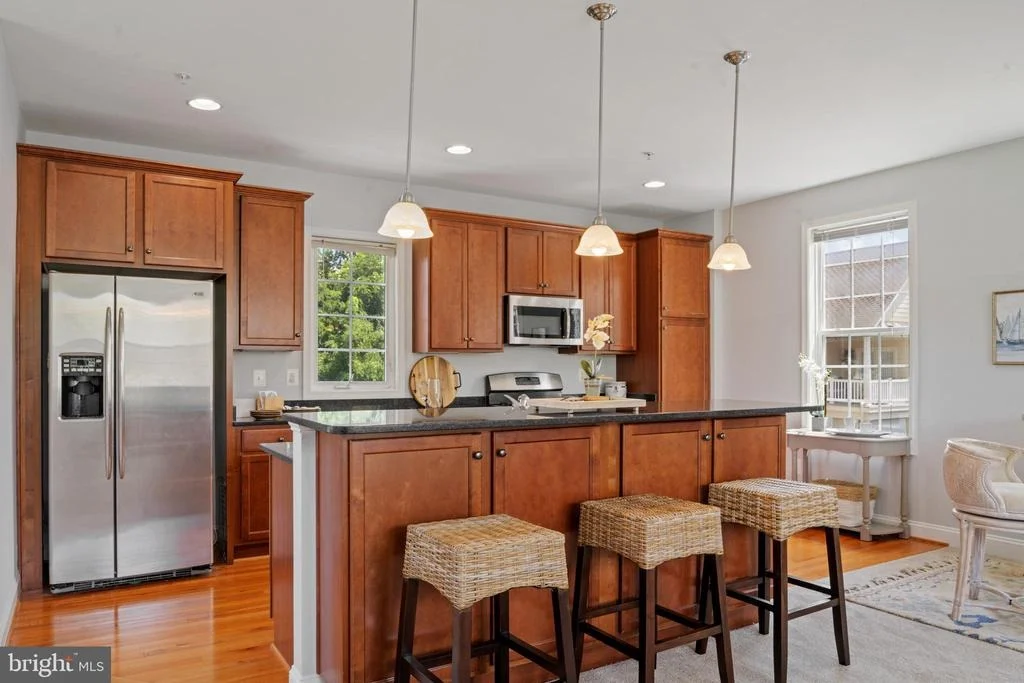 Photo of 304 PARKVIEW AVENUE