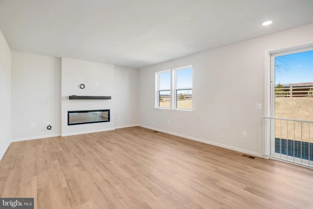 Photo of 611 CLOVER LANE
