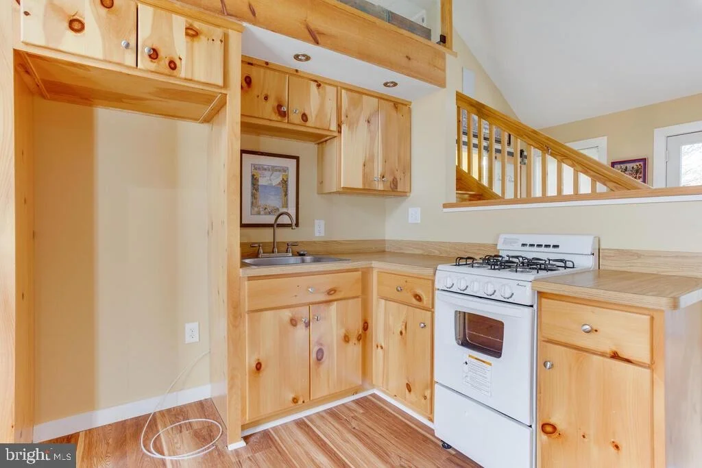Photo of 12500 PERRYWOOD LANE