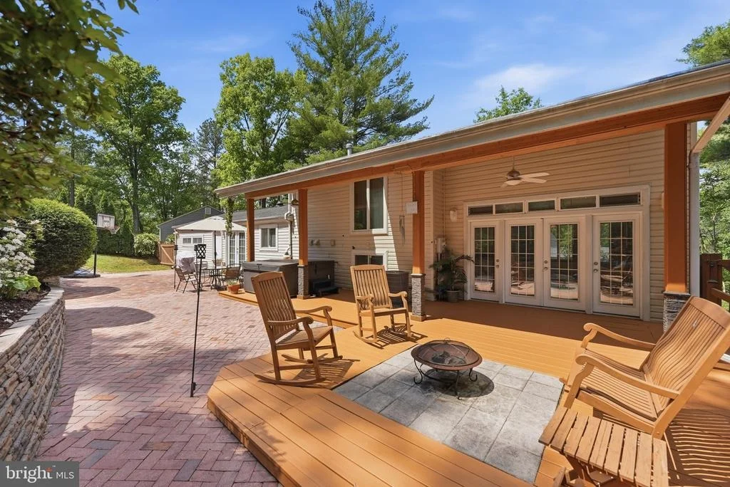 Photo of 10929 HOWLAND DRIVE