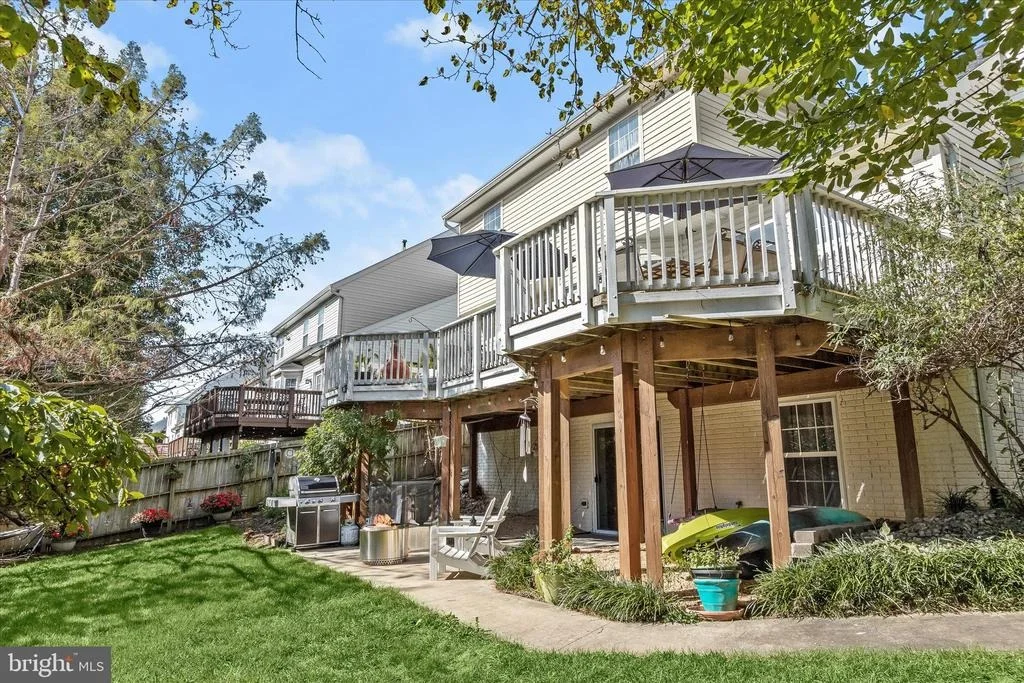 Photo of 239 BISHOPS GLEN DRIVE