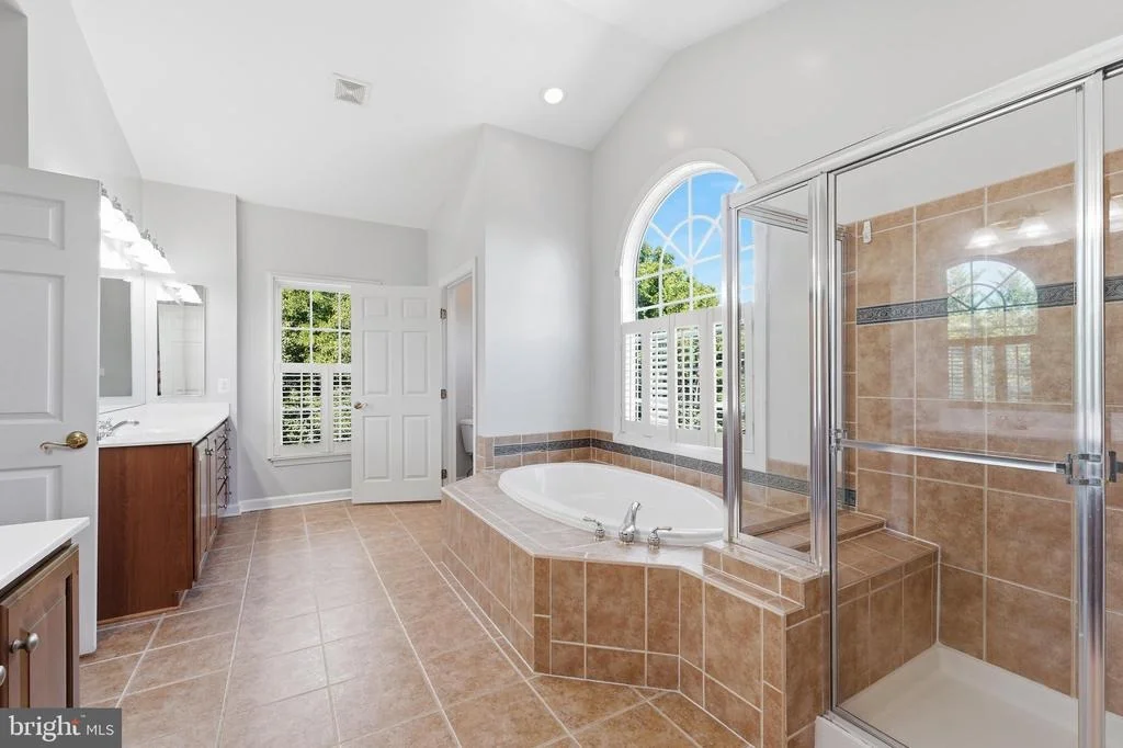 Photo of 2148 CHESTNUT LANE