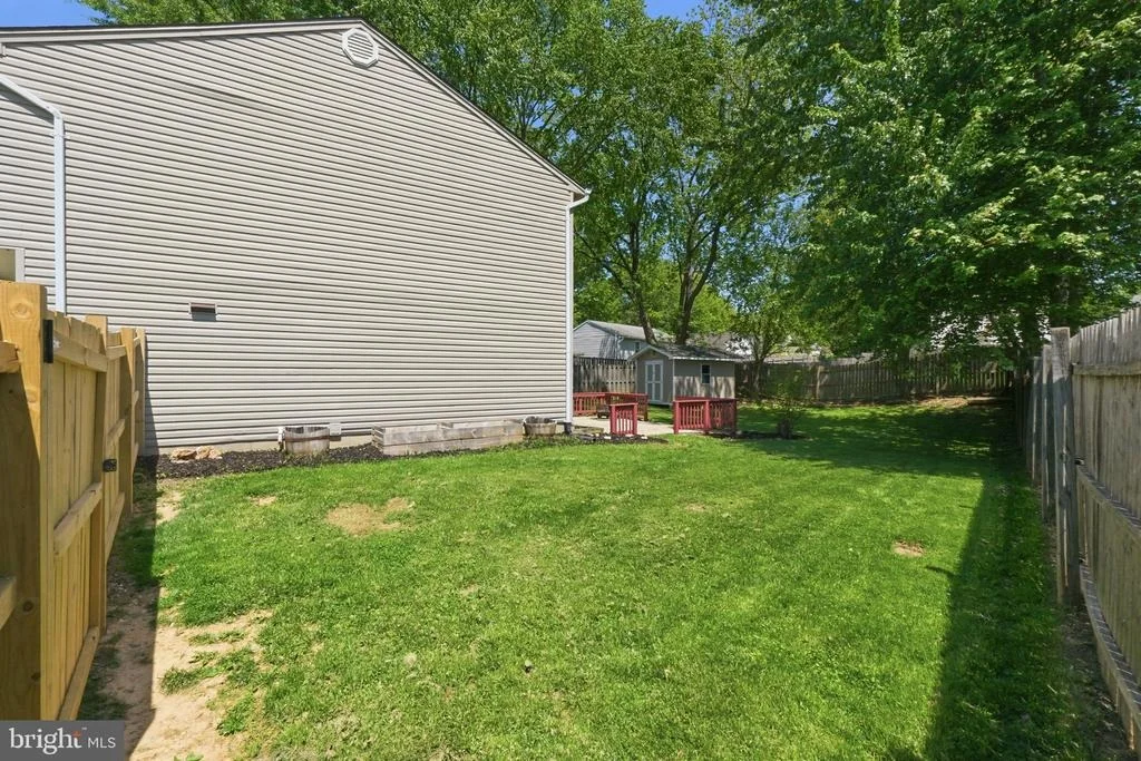 Photo of 19402 KILDONAN DRIVE