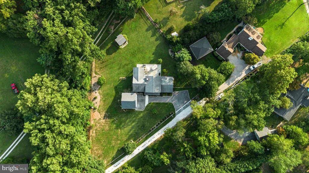 Photo of 384 EAGLE HILL ROAD