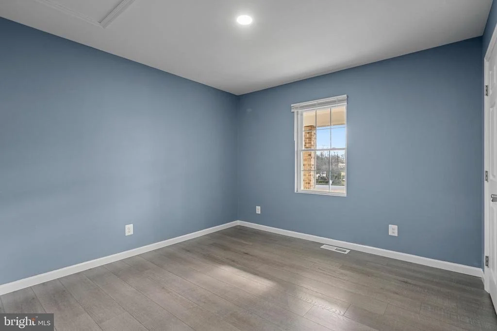 Photo of 10610 LAPLATA ROAD