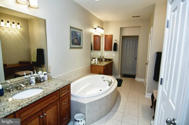 Photo of 21900 PROVIDENCE FORGE DRIVE