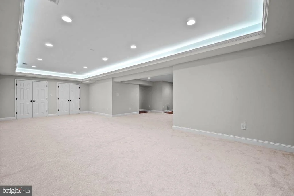 Photo of 10215 MARTINHOE DRIVE