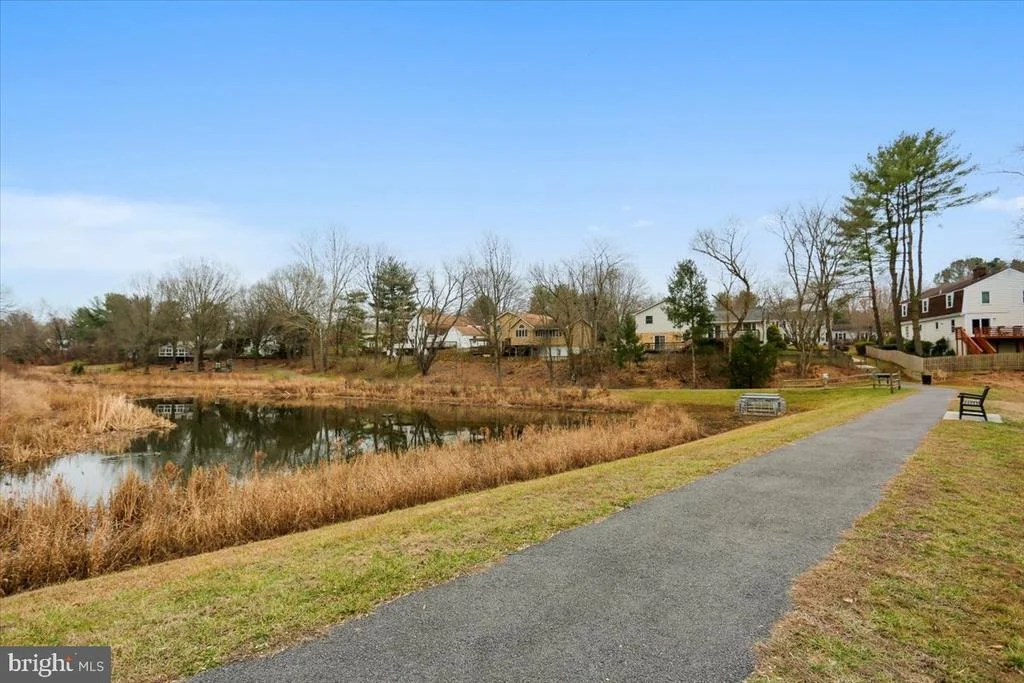 Photo of 1705 CRESTVIEW DRIVE