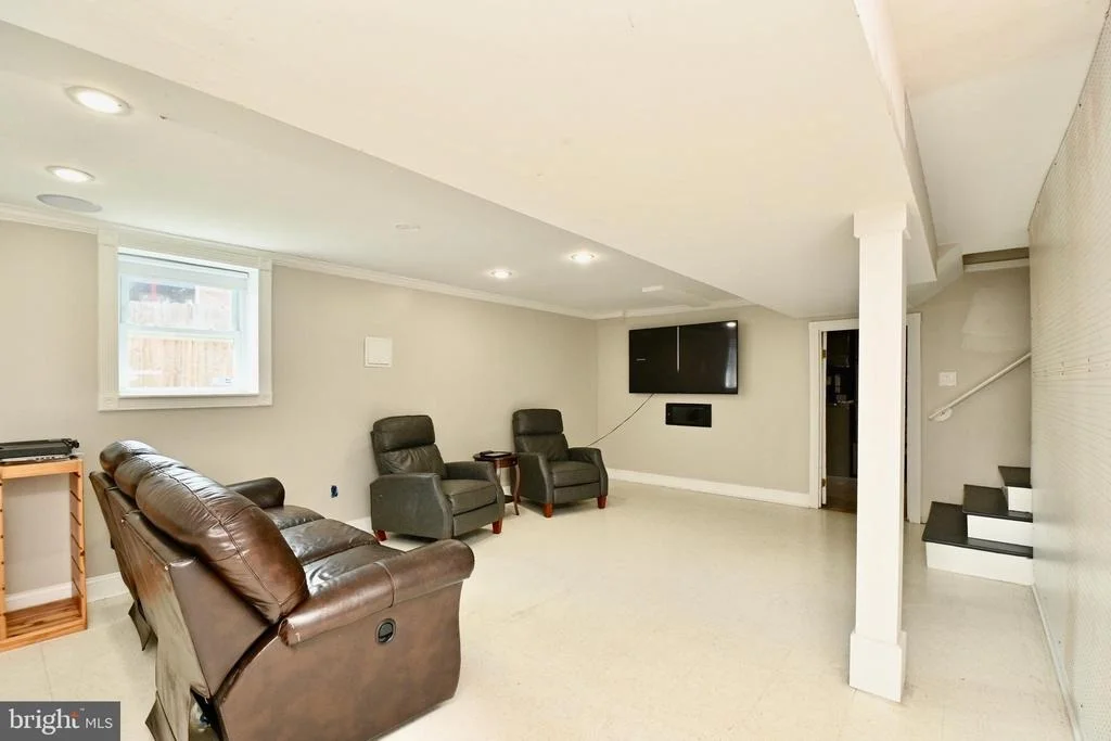 Photo of 1801 ROLLINS DRIVE