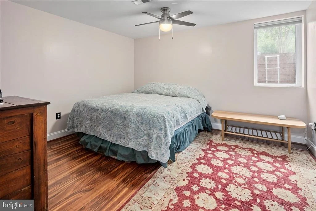 Photo of 9426 MOUNT VERNON CIRCLE