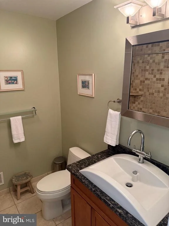 Photo of 1022 HARBOR DRIVE