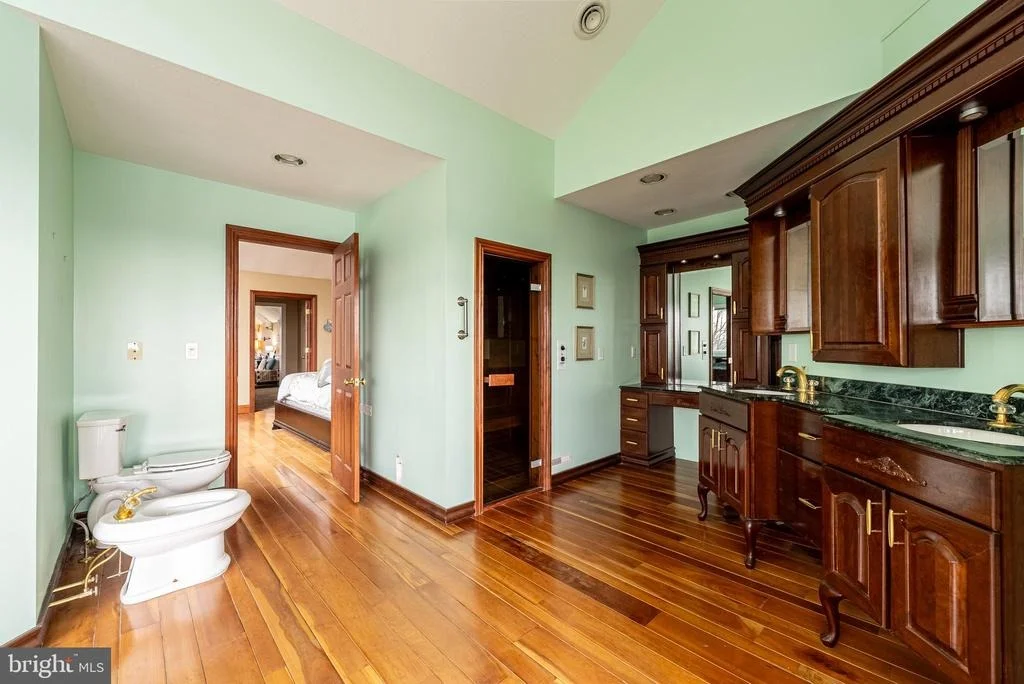 Photo of 1200 MOUNTAINVIEW DRIVE