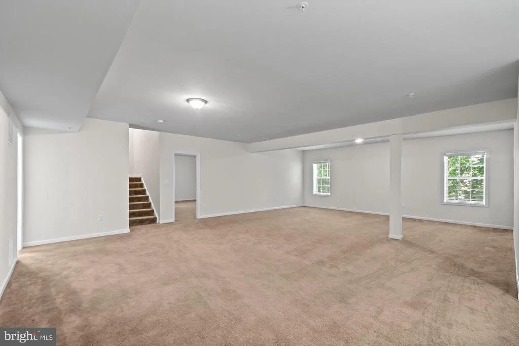 Photo of 9613 MANOR OAKS VIEW