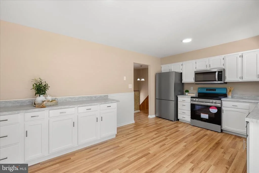 Photo of 129 ALONZO DRIVE