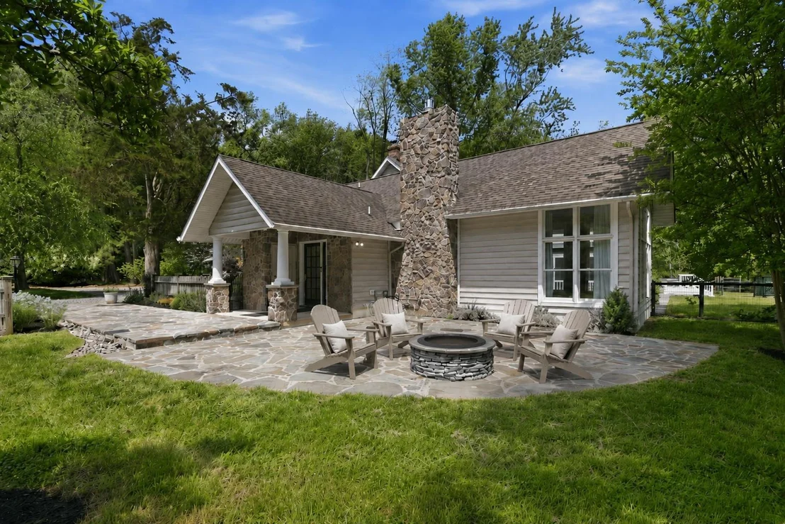 Photo of 5865 DEALE BEACH ROAD