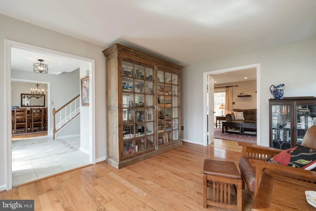 Photo of 7736 HUNTSMAN BOULEVARD