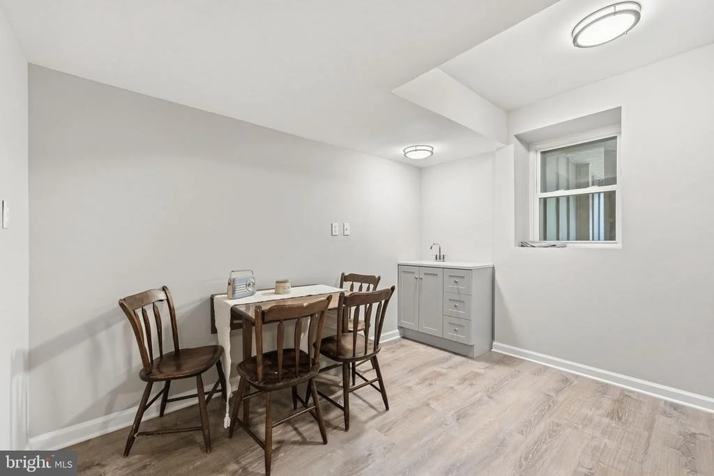 Photo of 8114 HILLCREST DRIVE