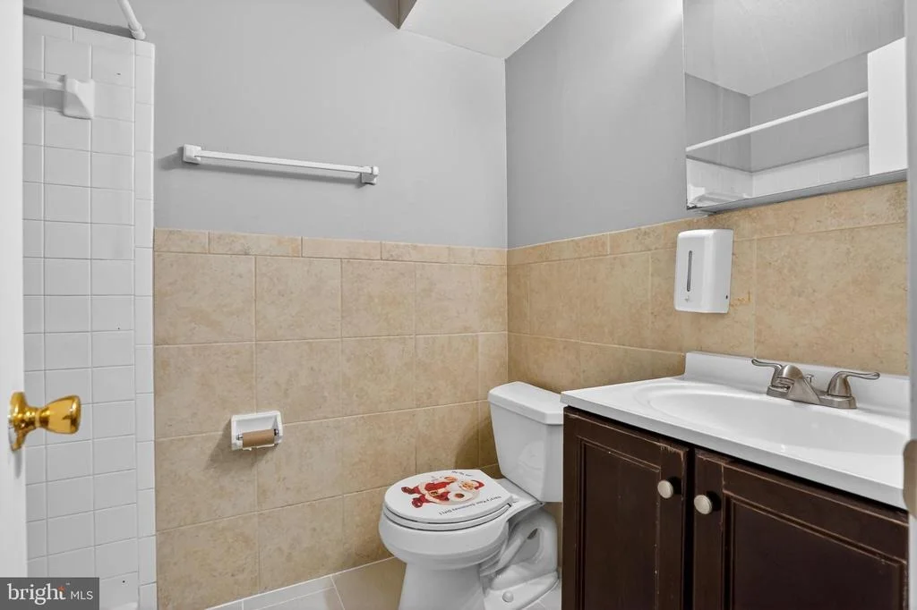Photo of 5815 RIVERSIDE DRIVE