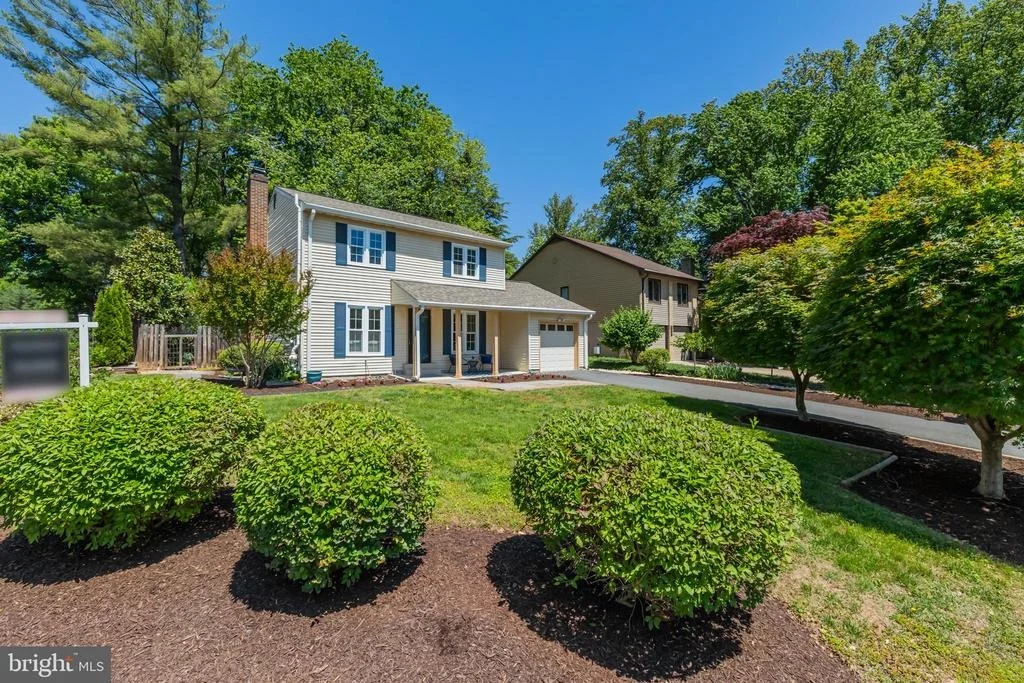 Photo of 9556 PINE BOUGH PLACE