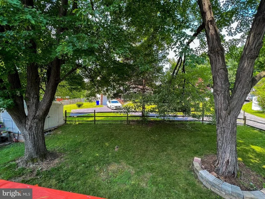 Photo of 121 DEERFIELD PLACE