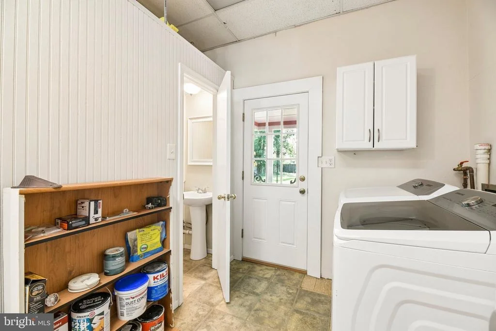 Photo of 8420 LEAF ROAD