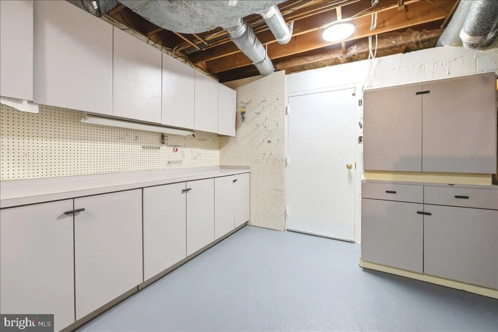 Photo of 7109 MEADOW LANE