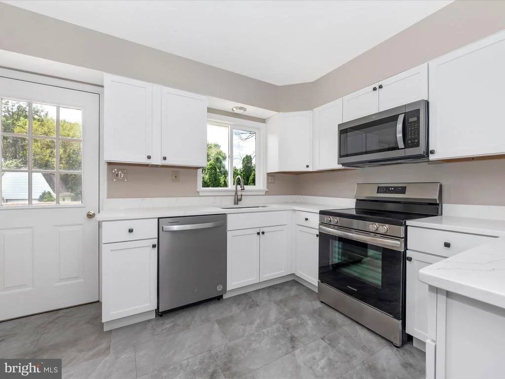 Photo of 19412 MUNCASTER ROAD