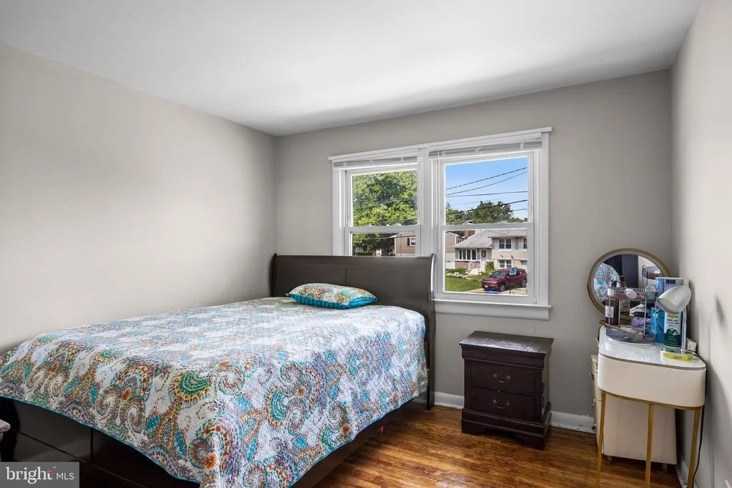 Photo of 200 HENDRICKSON