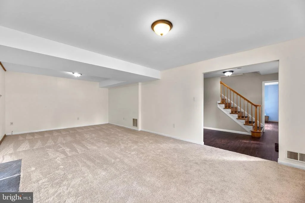 Photo of 7002 FITZPATRICK DRIVE