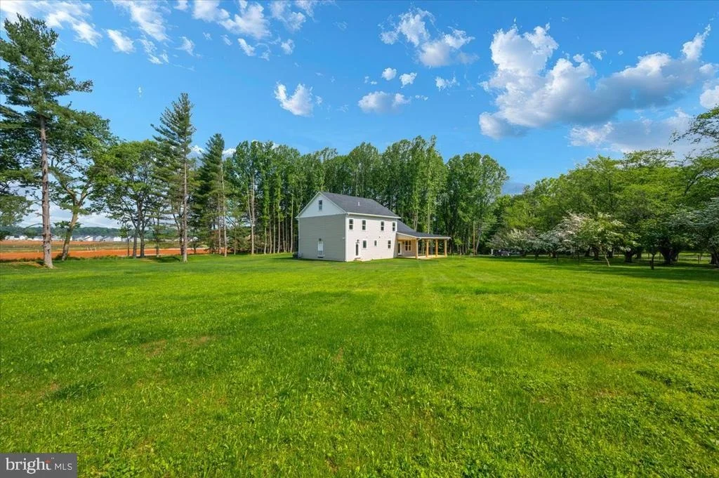 Photo of 460 SHADE TREE LANE