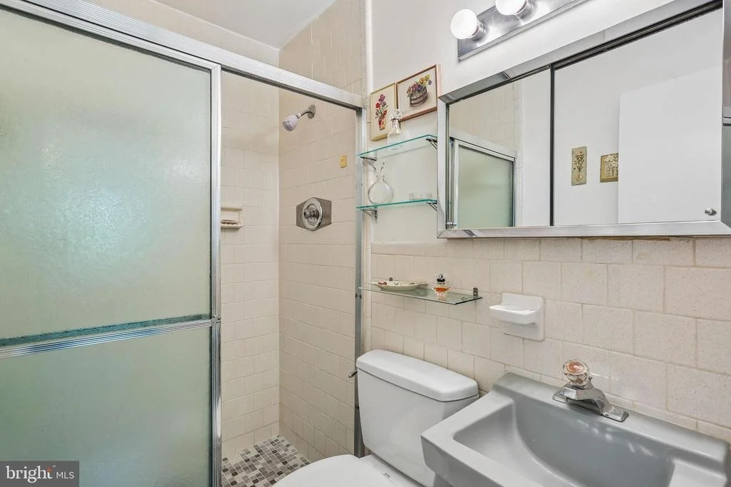 Photo of 2 FOXHALL COURT