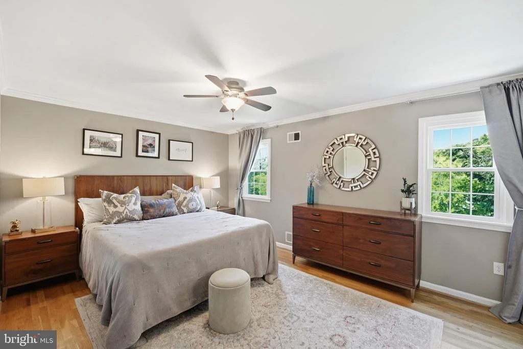 Photo of 15108 CENTERGATE DRIVE