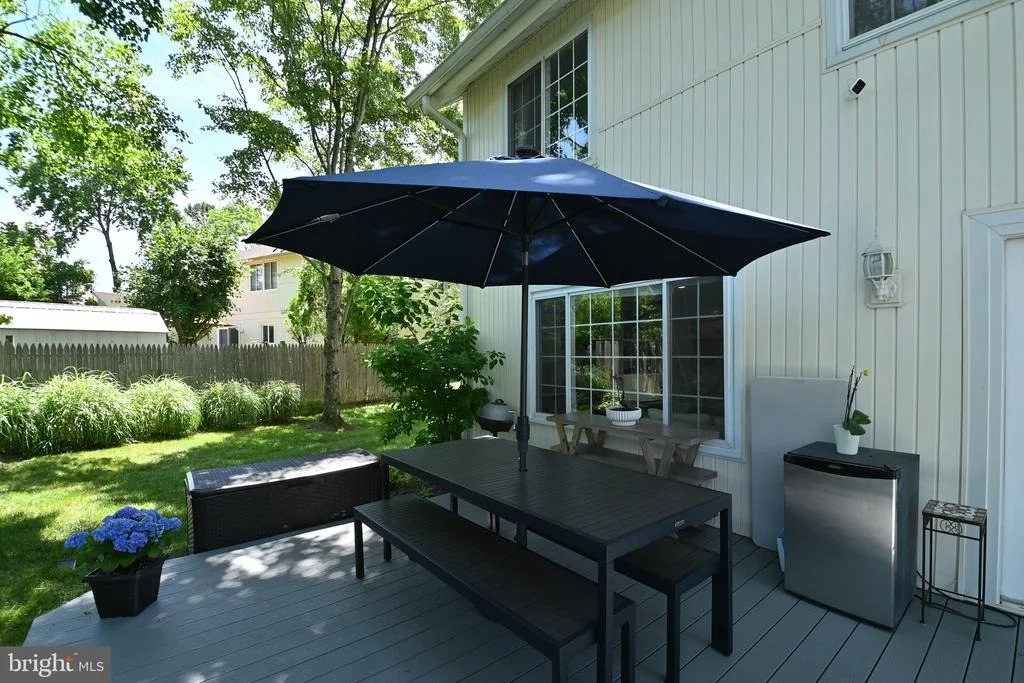 Photo of 8634 RESECA LANE