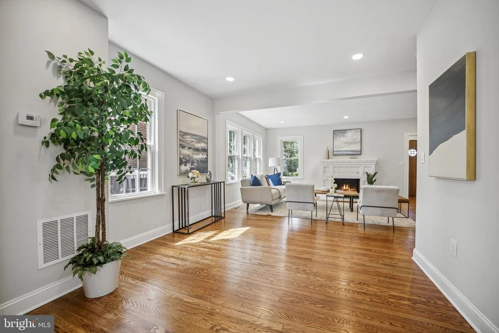 Photo of 9513 BILTMORE DRIVE