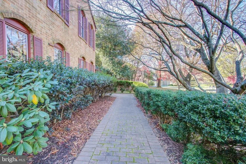 Photo of 15213 ROCKPORT DRIVE