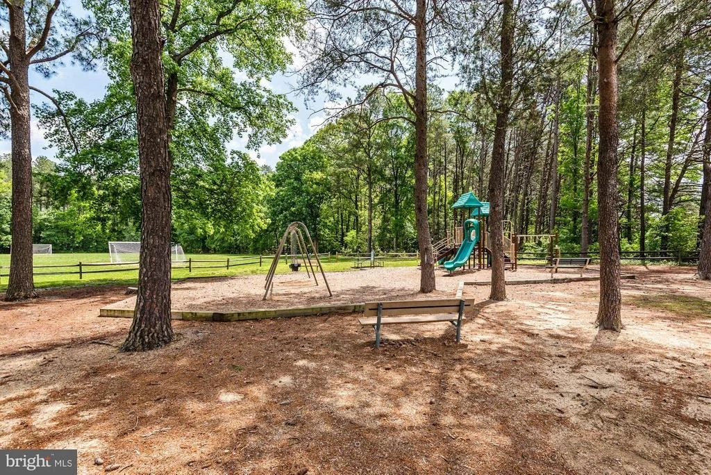 Photo of 2411 PINEFIELD ROAD