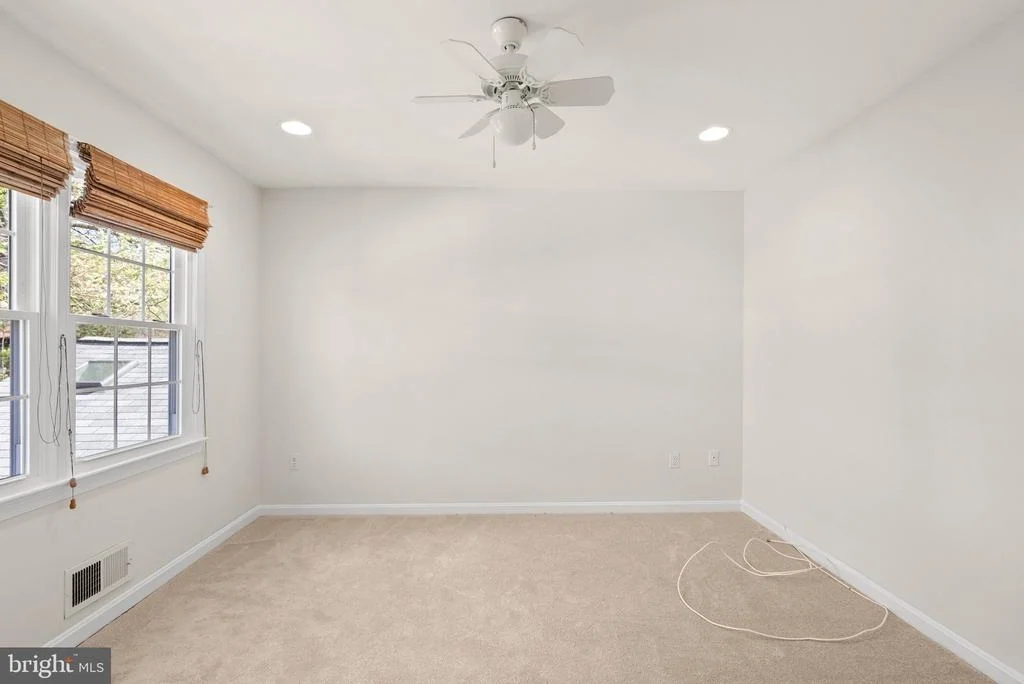 Photo of 4425 THORNHURST DRIVE