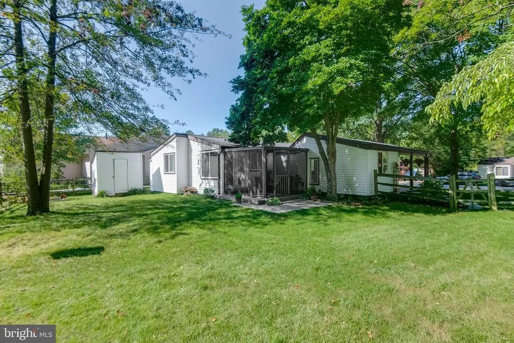 Photo of 9353 TORRENT ROW