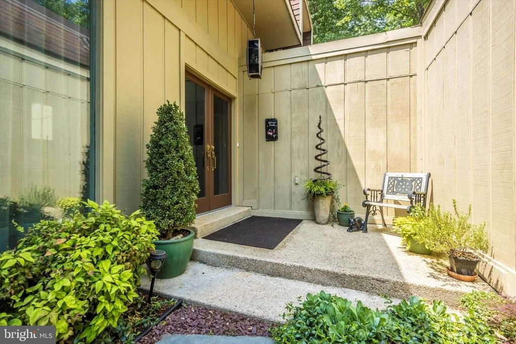 Photo of 13800 CREST HILL LANE