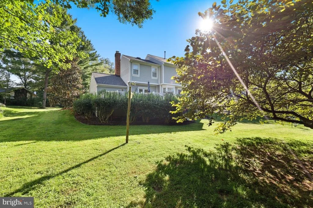 Photo of 10221 EAGLE LANDING COURT
