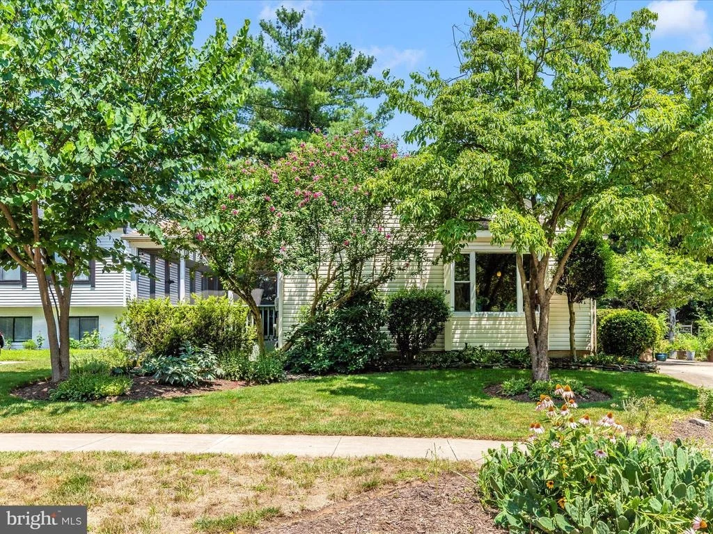 Photo of 28 PAVILION DRIVE