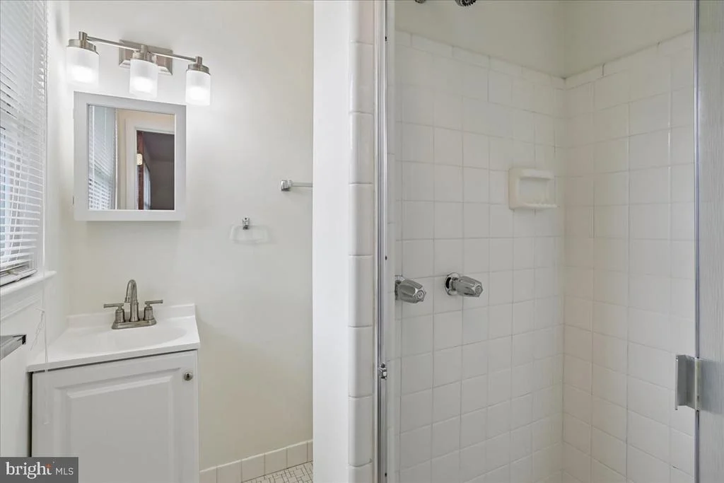 Photo of 3604 HERITAGE LANE