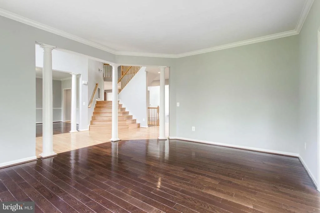 Photo of 6961 TANGLEWOOD DRIVE