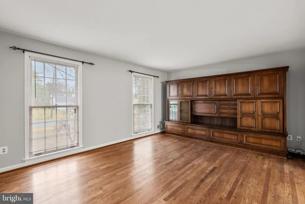 Photo of 14308 ANSTED ROAD