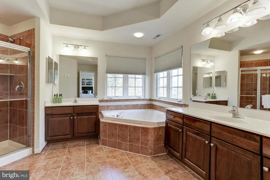 Photo of 7585 LINDBERG DRIVE