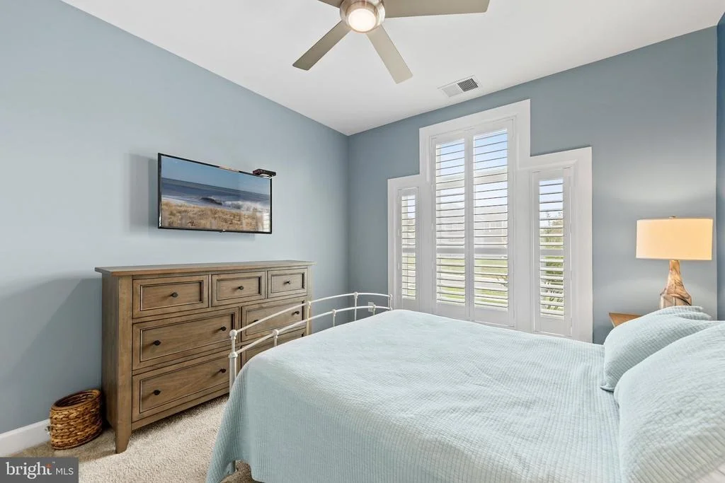 Photo of 39033 CROWS NEST LANE