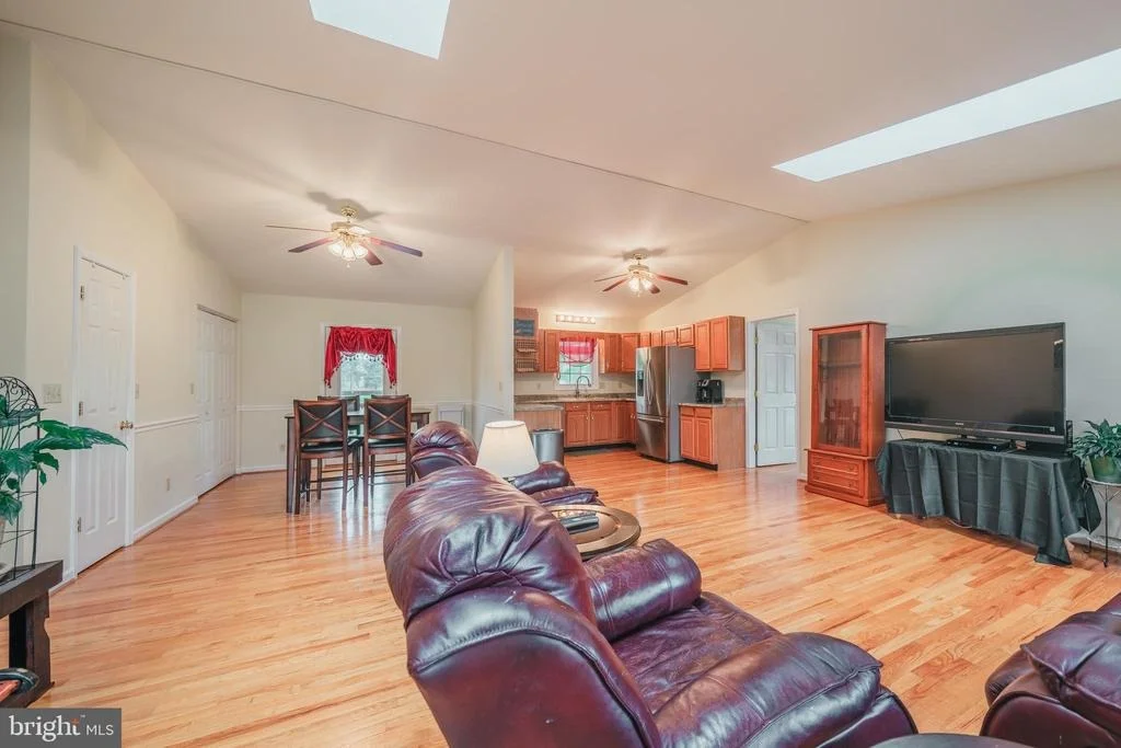 Photo of 15221 WOODCREST DRIVE
