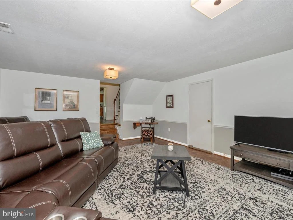Photo of 13312 LOCKSLEY LANE